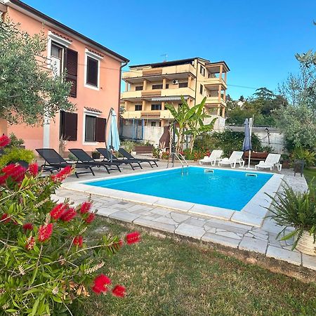 Apartments Marija 821 Pula Exterior photo