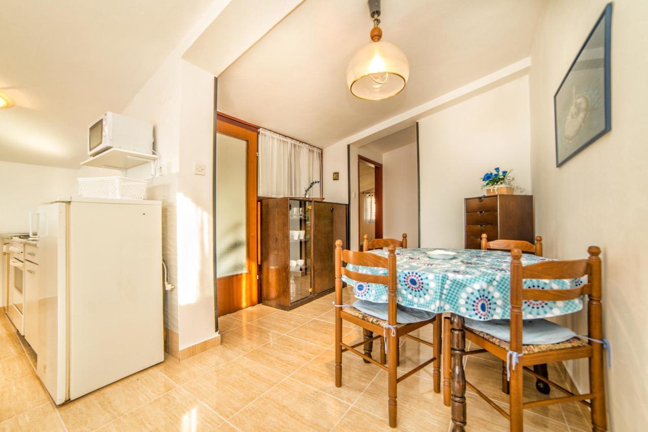 Apartments Marija 821 Pula Exterior photo